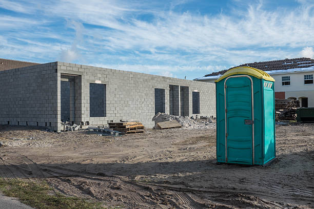 Portable Toilet Options We Offer in Strafford, MO